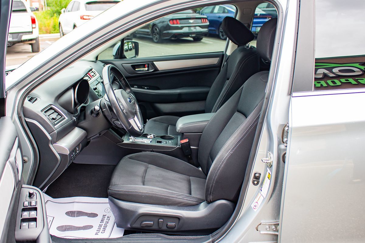 2016 Subaru Legacy 2.5i Premium photo 12