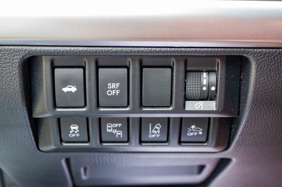 2016 Subaru Legacy 2.5i Premium photo 26