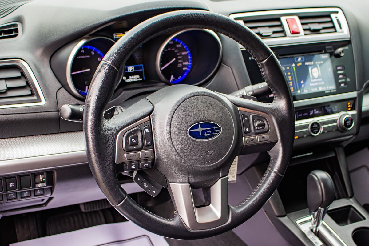 2016 Subaru Legacy 2.5i Premium photo 21