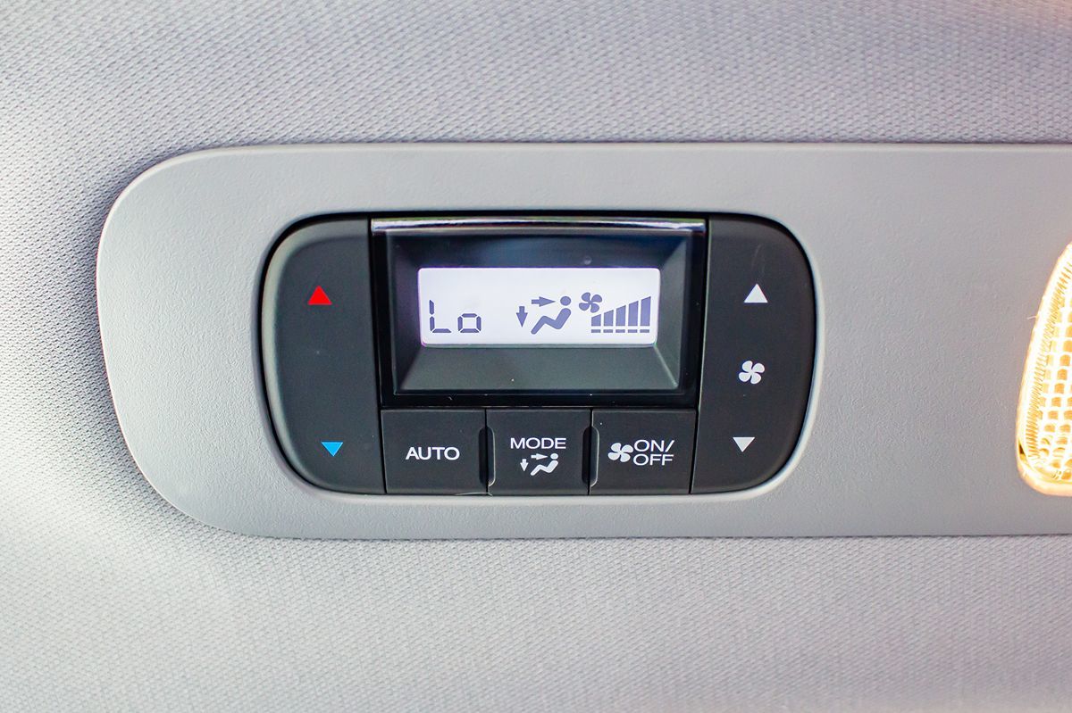 2022 Honda Odyssey Touring photo 31