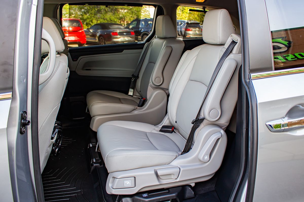2022 Honda Odyssey Touring photo 11