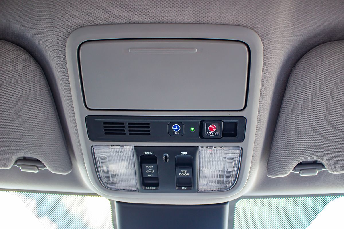 2022 Honda Odyssey Touring photo 25