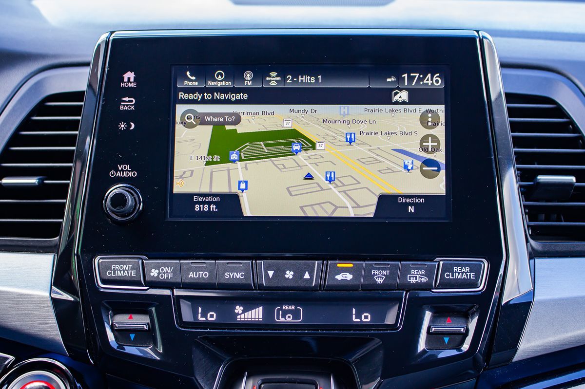 2022 Honda Odyssey Touring photo 24