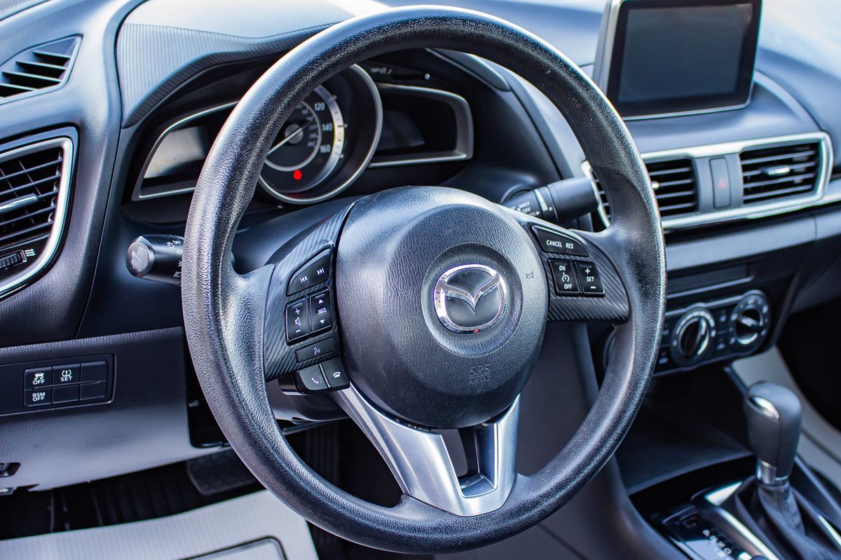 2016 Mazda Mazda3 i Sport photo 20