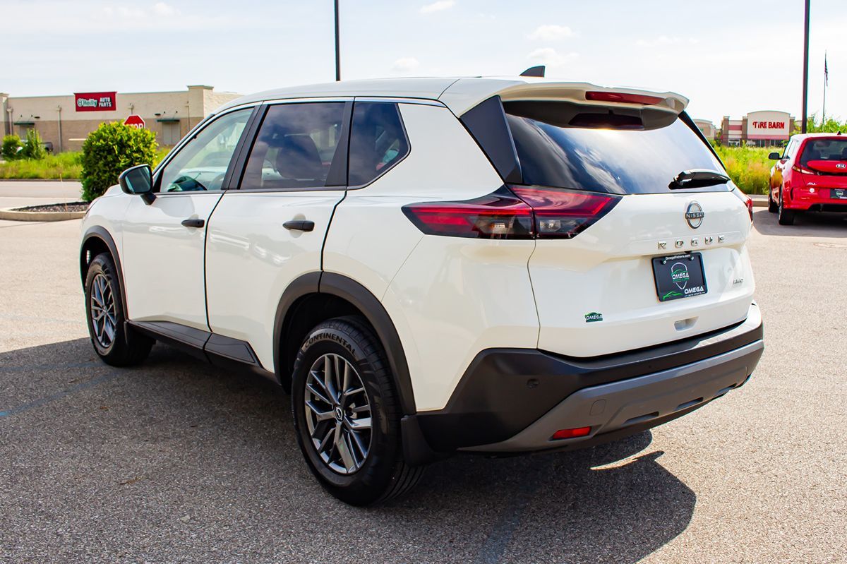 2022 Nissan Rogue S photo 4