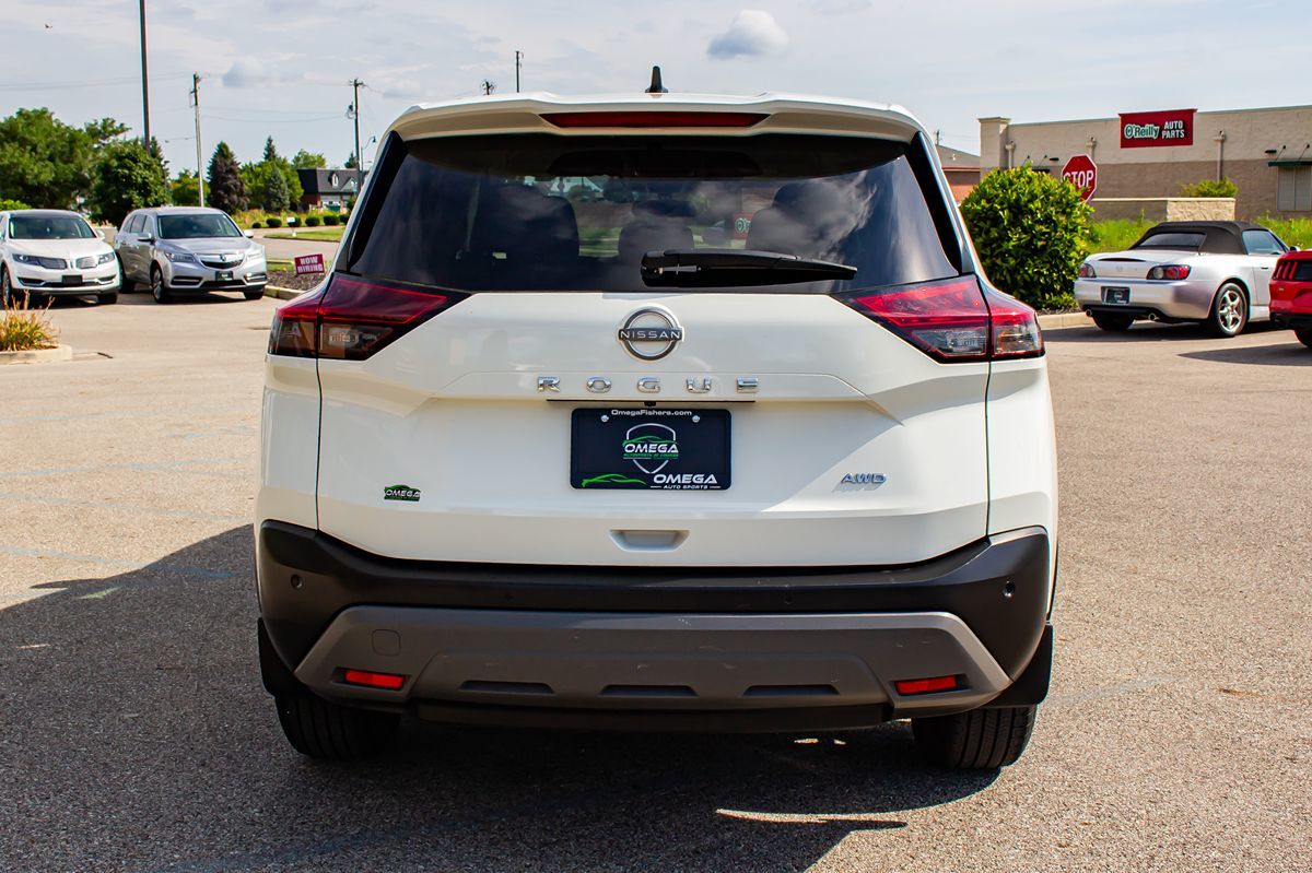 2022 Nissan Rogue S photo 5