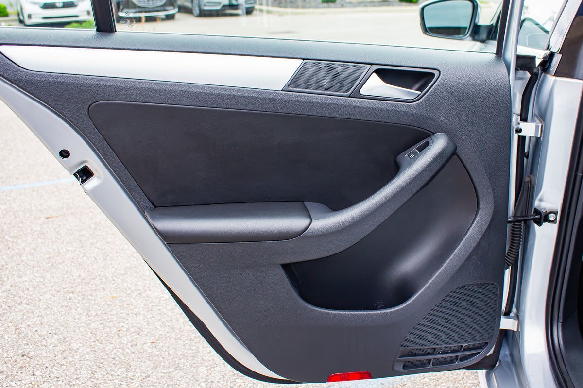 2014 Volkswagen Jetta SE photo 16