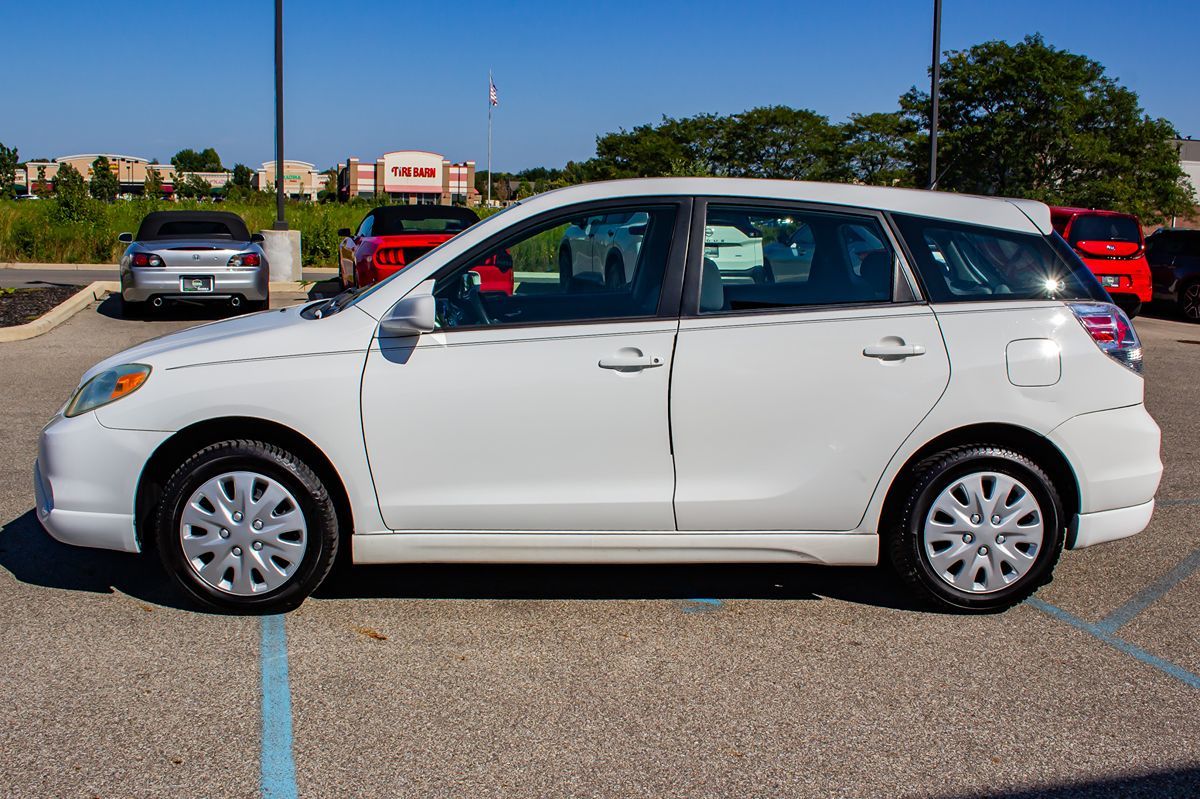 2006 Toyota Corolla Matrix L photo 4
