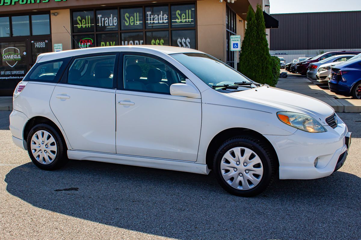 2006 Toyota Corolla Matrix L photo 11