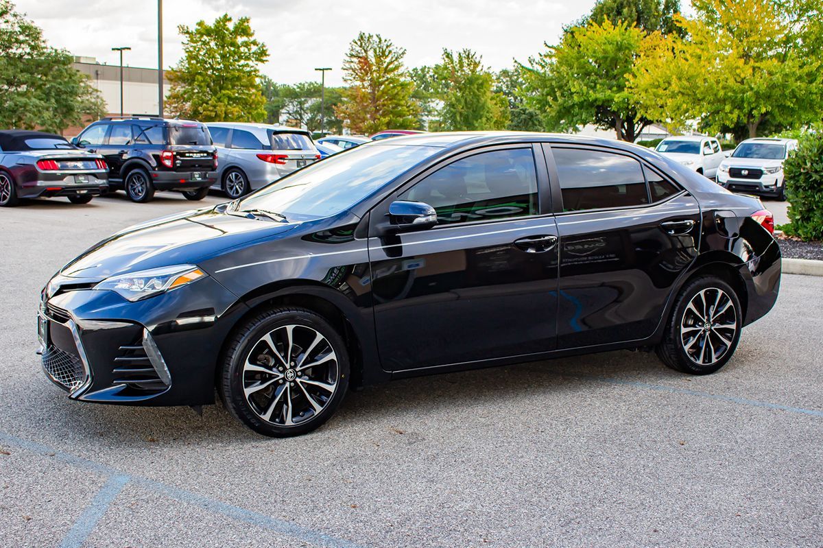 2019 Toyota Corolla SE photo 4