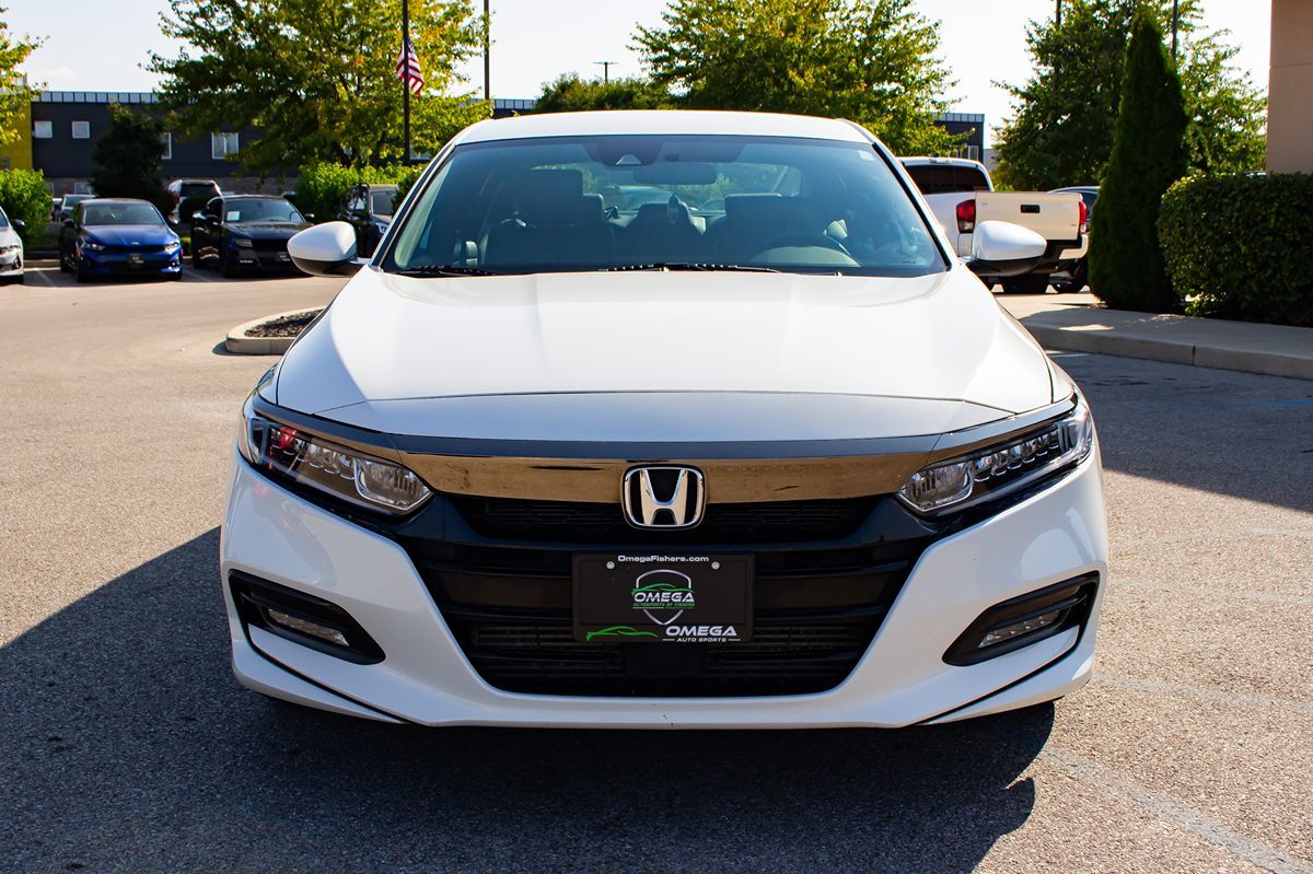 2018 Honda Accord Sport 1.5T photo 2