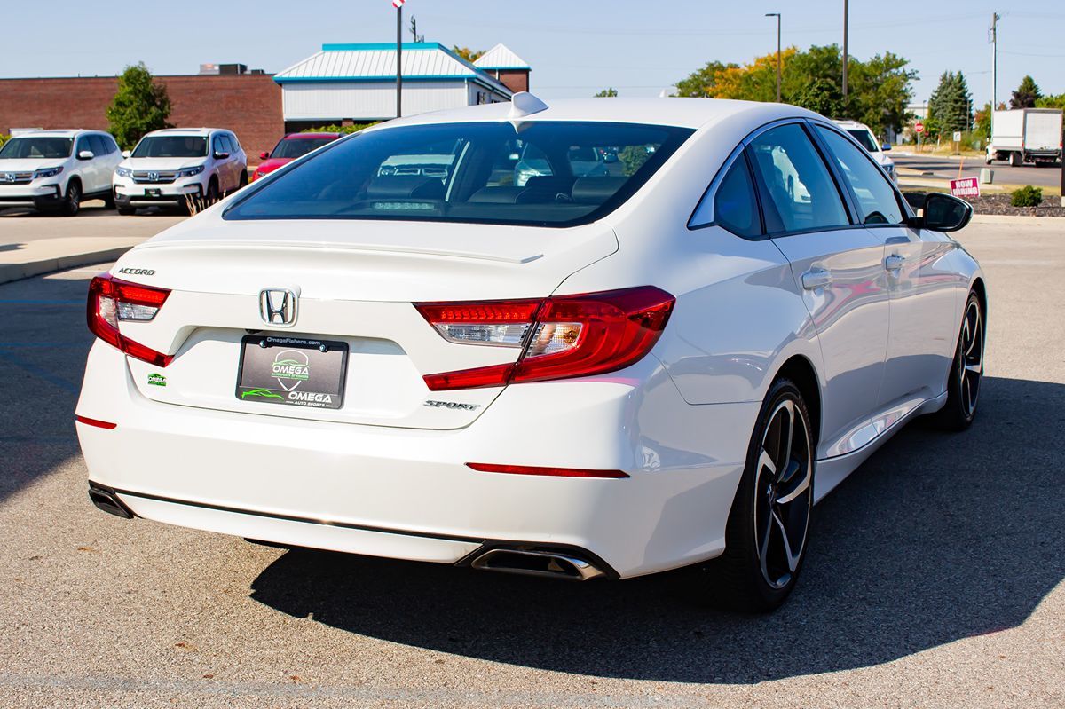 2018 Honda Accord Sport 1.5T photo 9