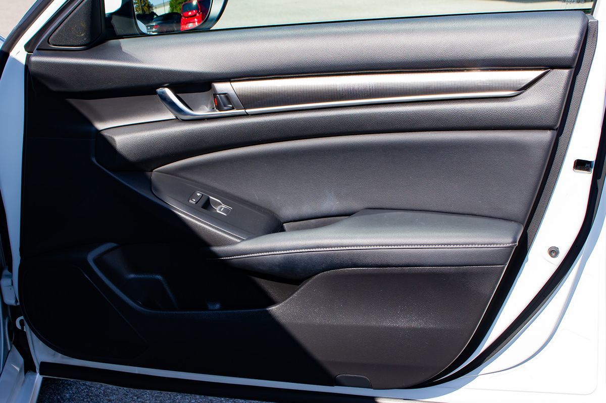 2018 Honda Accord Sport 1.5T photo 22