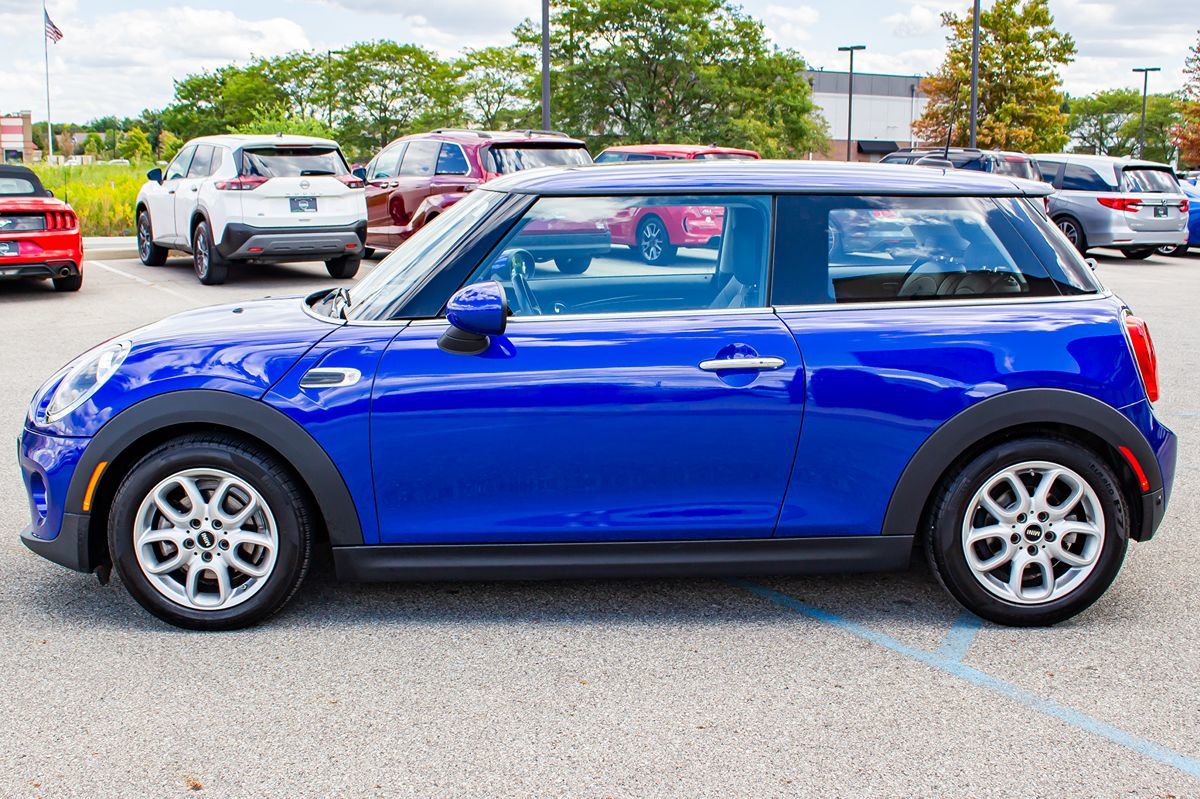 2019 Mini Cooper 2 Door Hardtop Signature photo 5