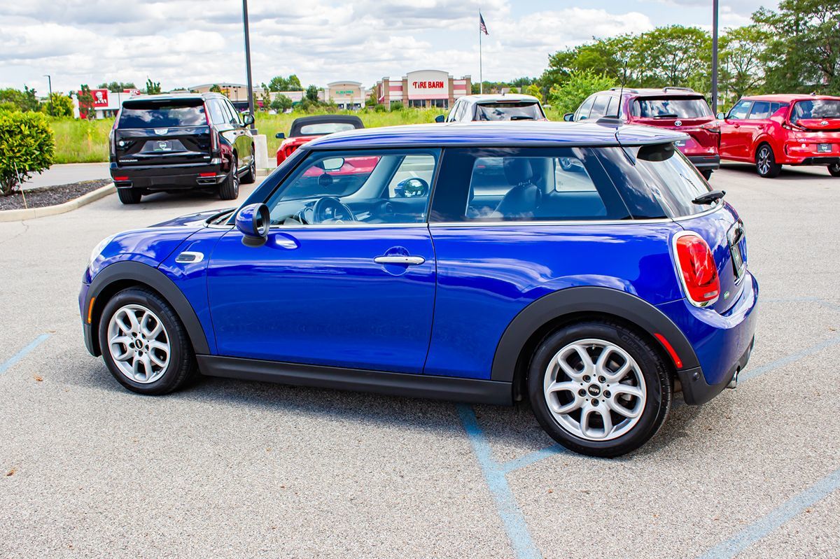 2019 Mini Cooper 2 Door Hardtop Signature photo 6