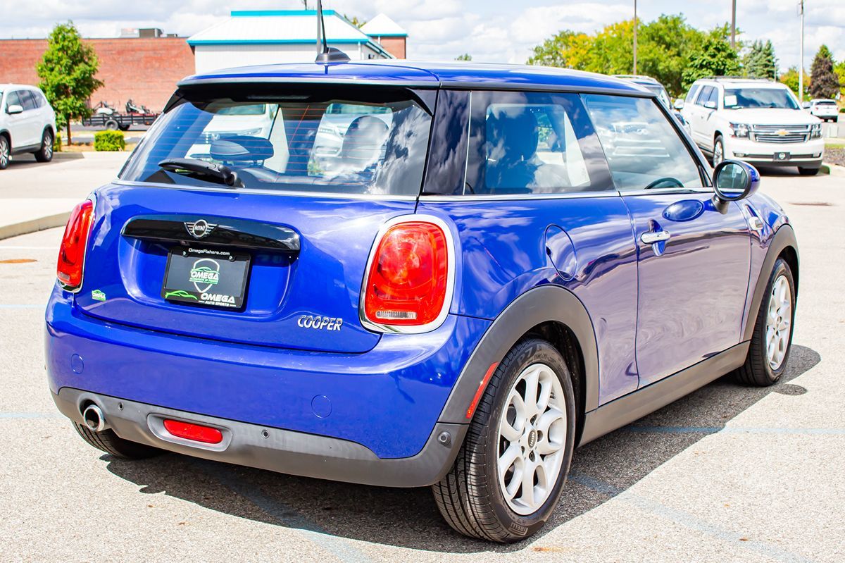 2019 Mini Cooper 2 Door Hardtop Signature photo 9