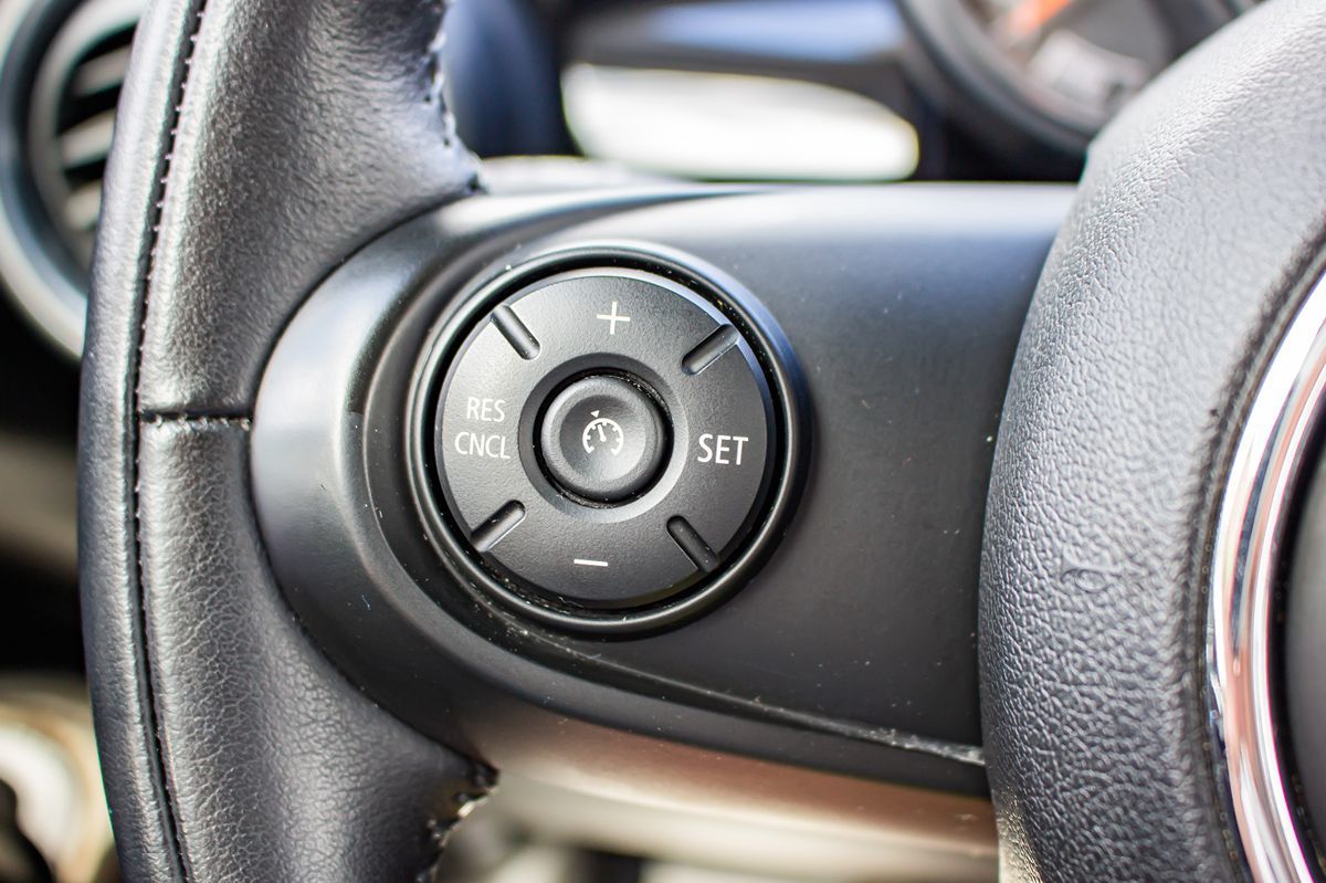 2019 Mini Cooper 2 Door Hardtop Signature photo 20