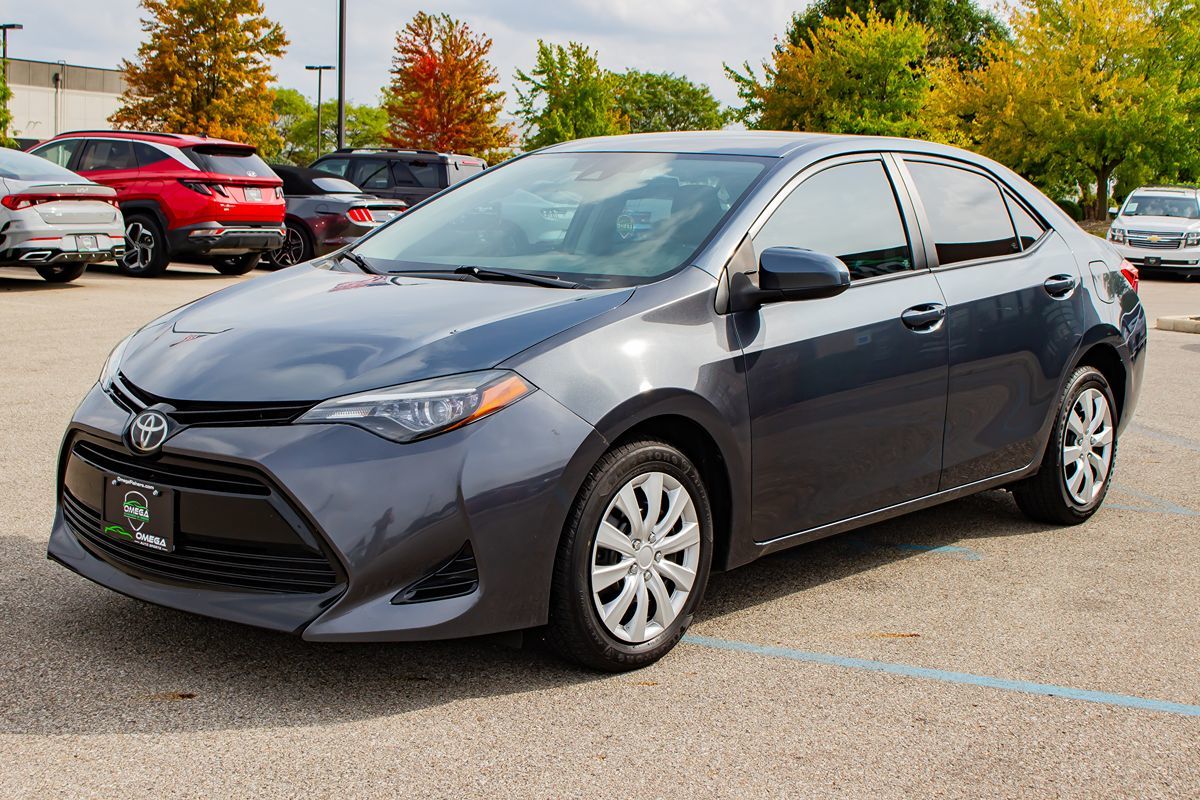 2017 Toyota Corolla XLE XSE Special Edition photo 3