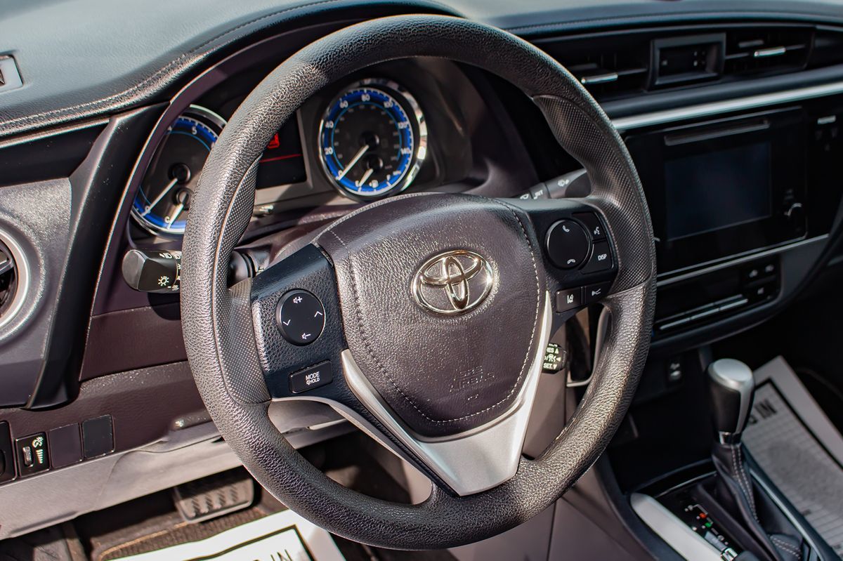 2017 Toyota Corolla XLE XSE Special Edition photo 23