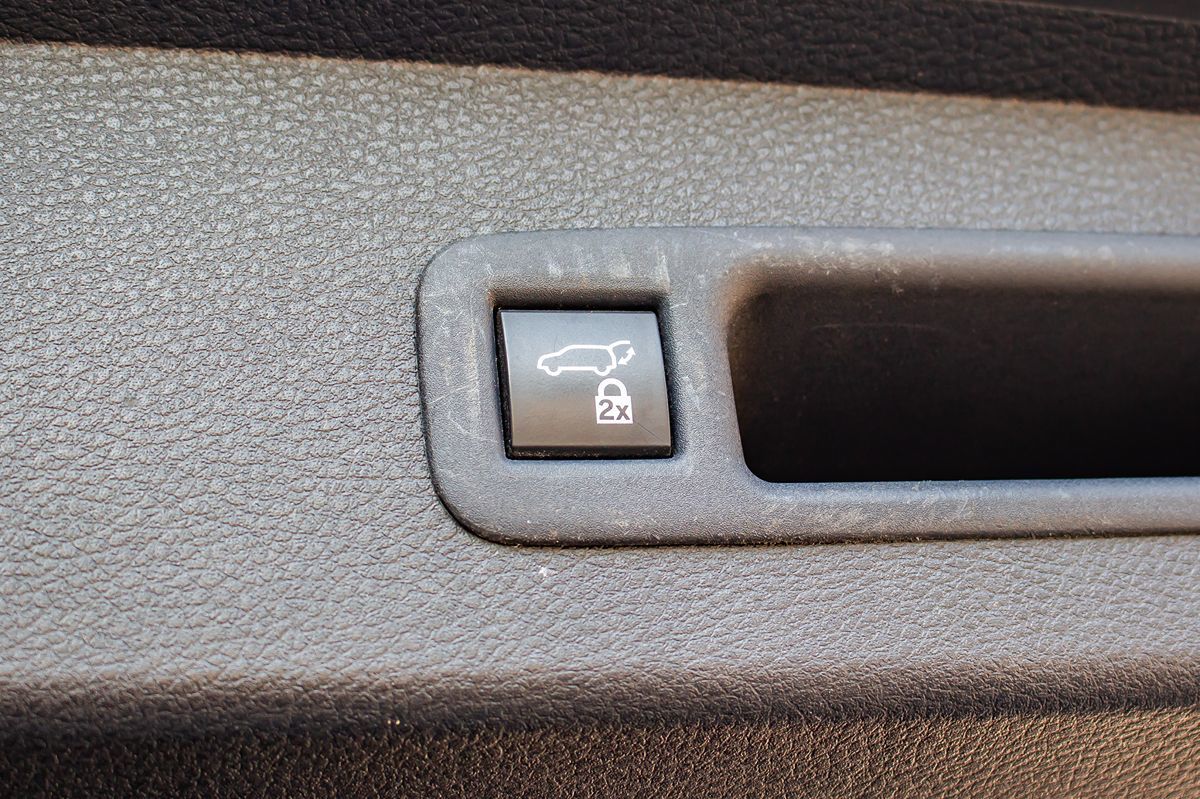 2021 Toyota Sienna XLE photo 39