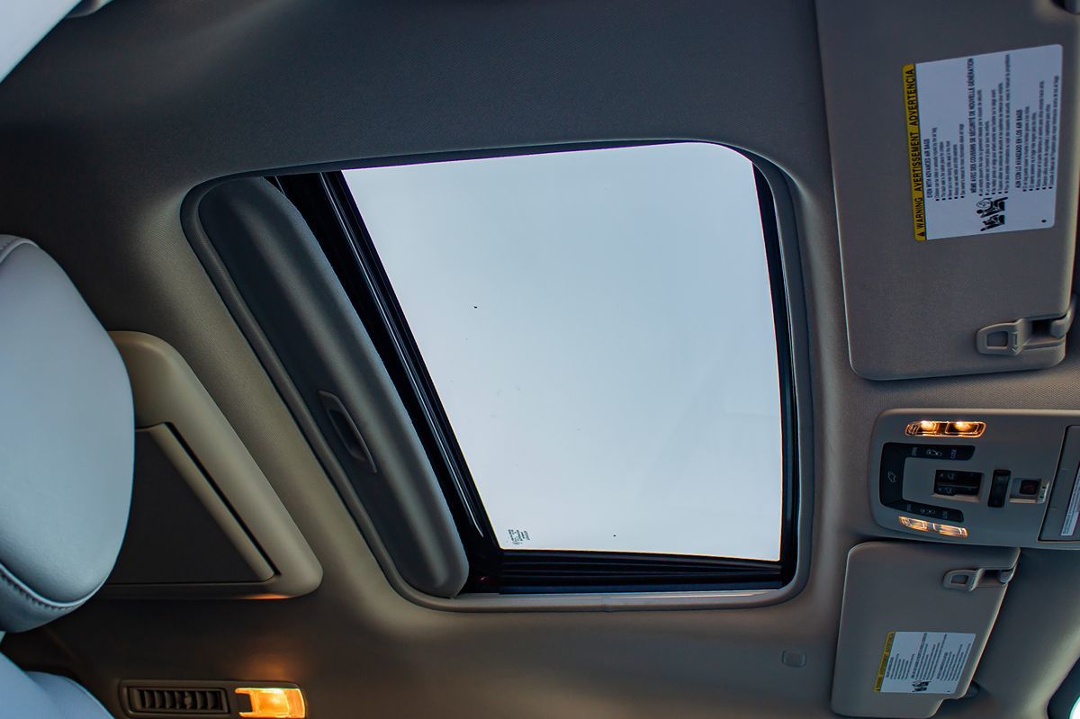 2021 Toyota Sienna XLE photo 23