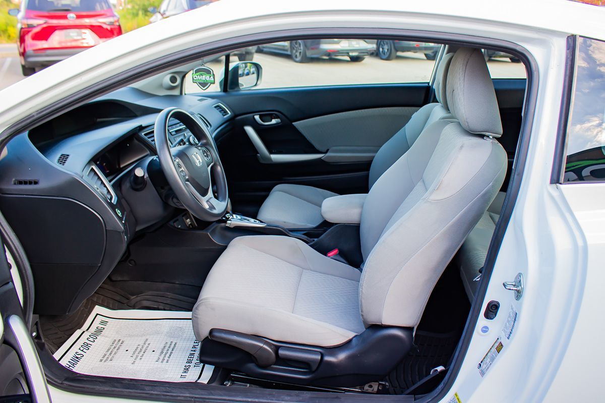 2014 Honda Civic LX photo 11