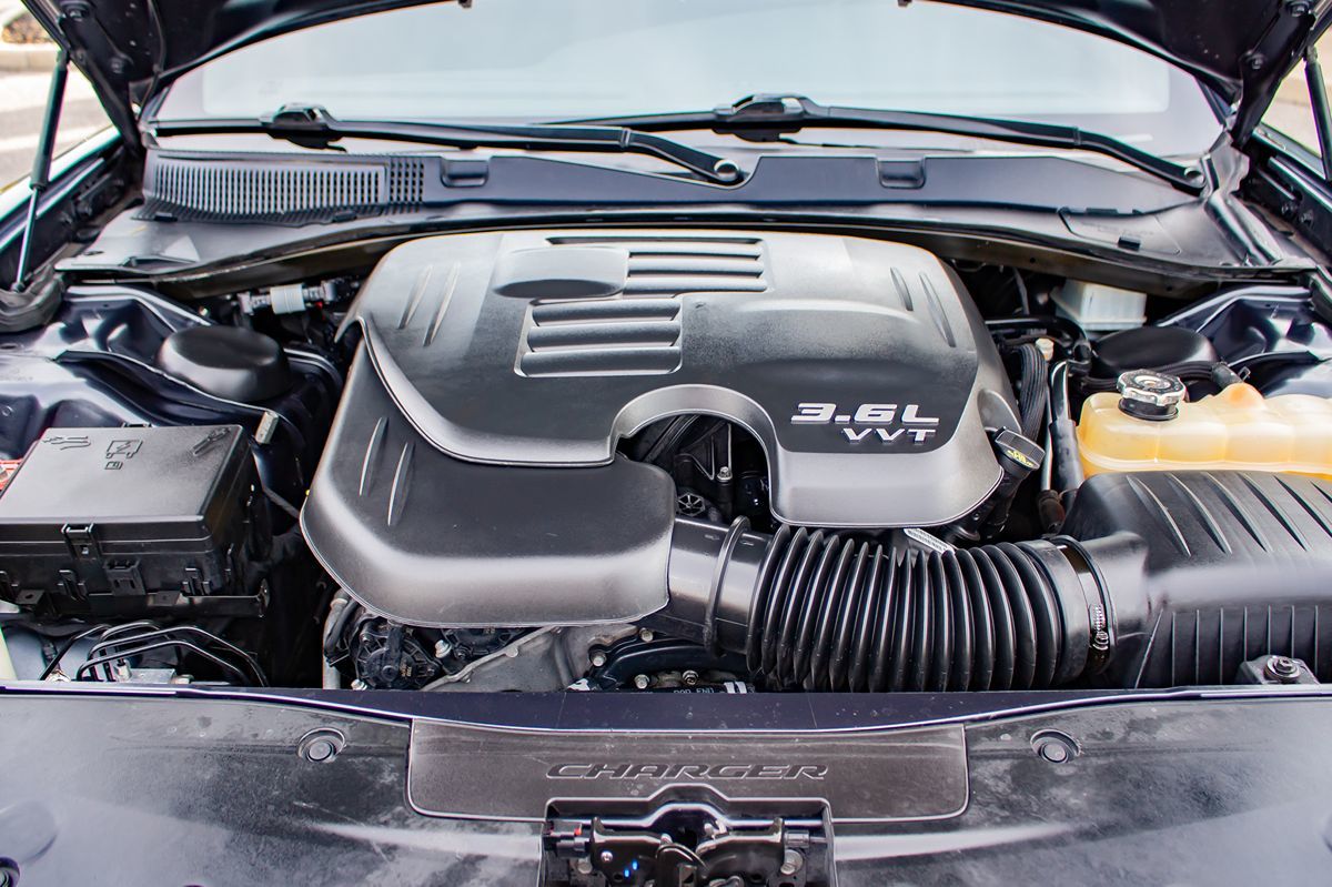 2018 Dodge Charger SXT Plus photo 32