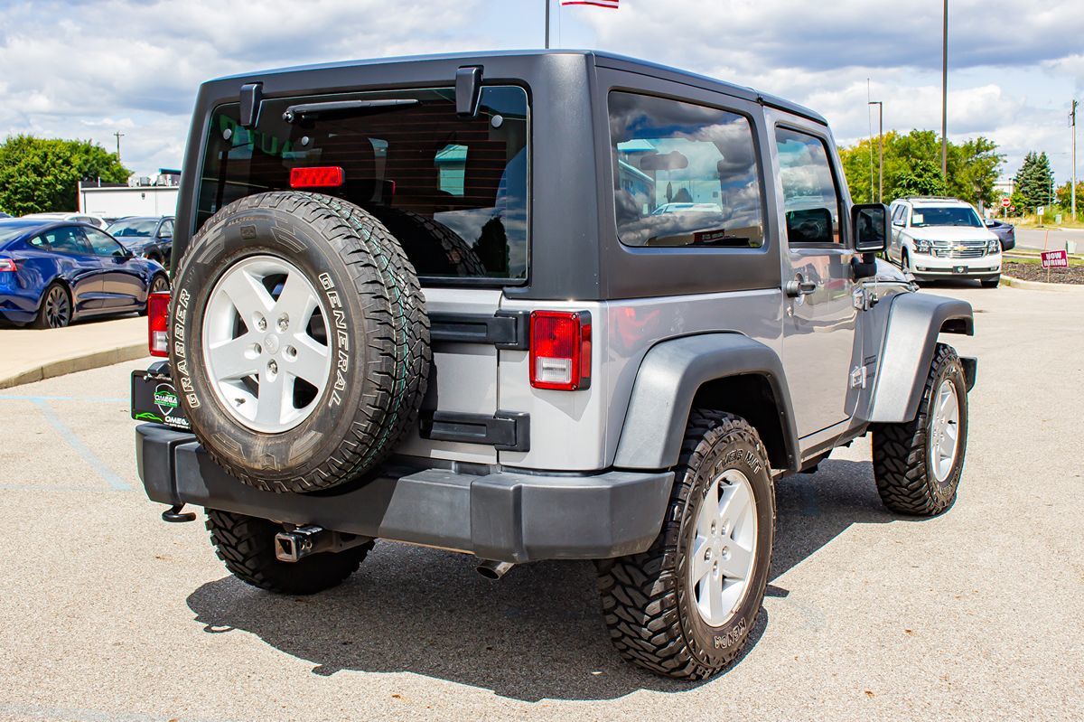2018 Jeep Wrangler Sport S photo 9
