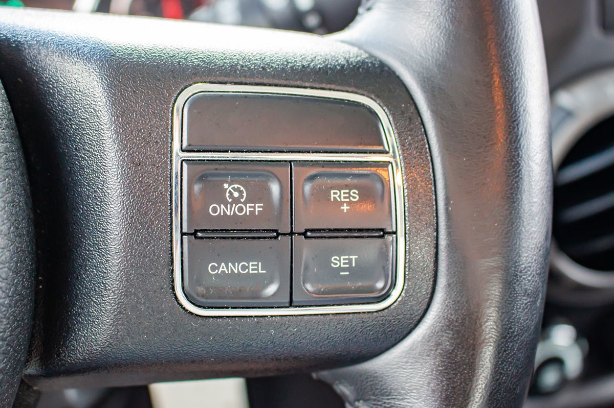 2018 Jeep Wrangler Sport S photo 21