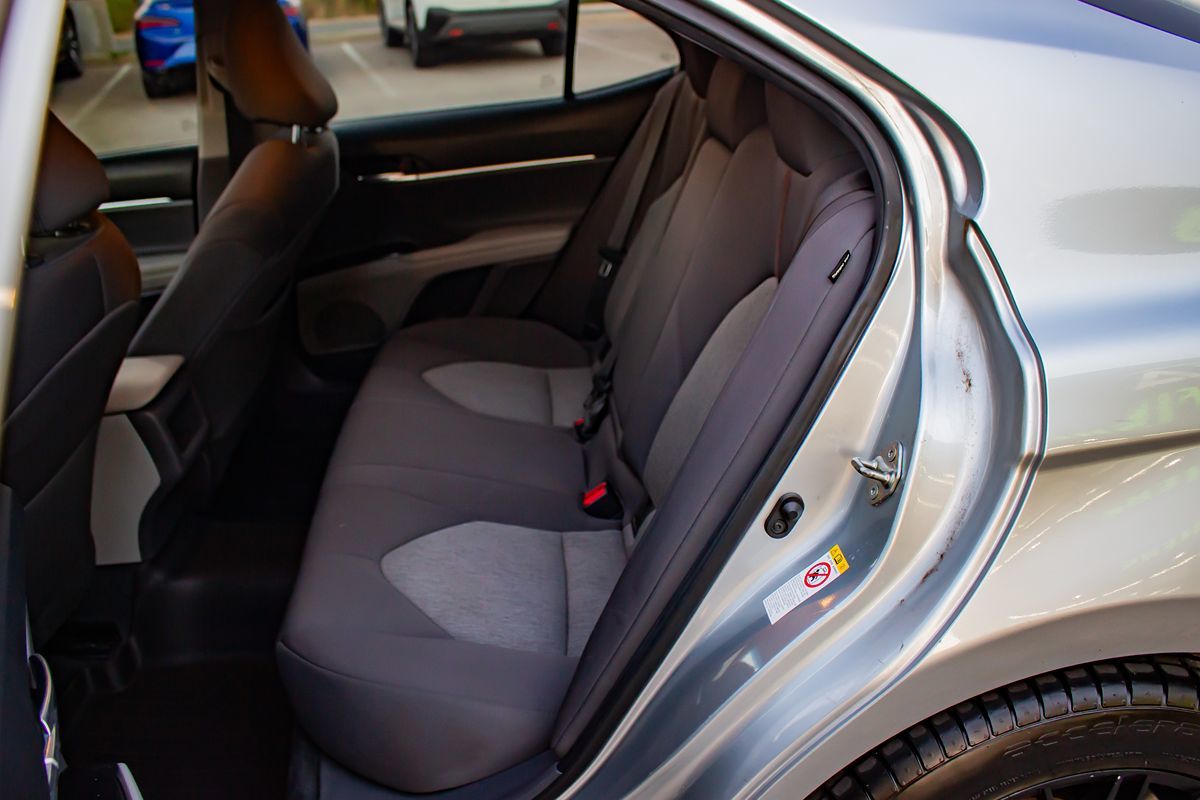 2018 Toyota Camry SE XLE photo 15