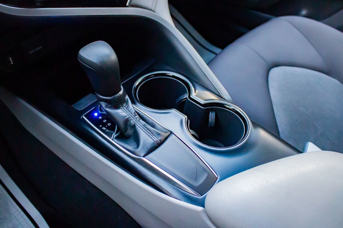 2018 Toyota Camry SE XLE photo 27