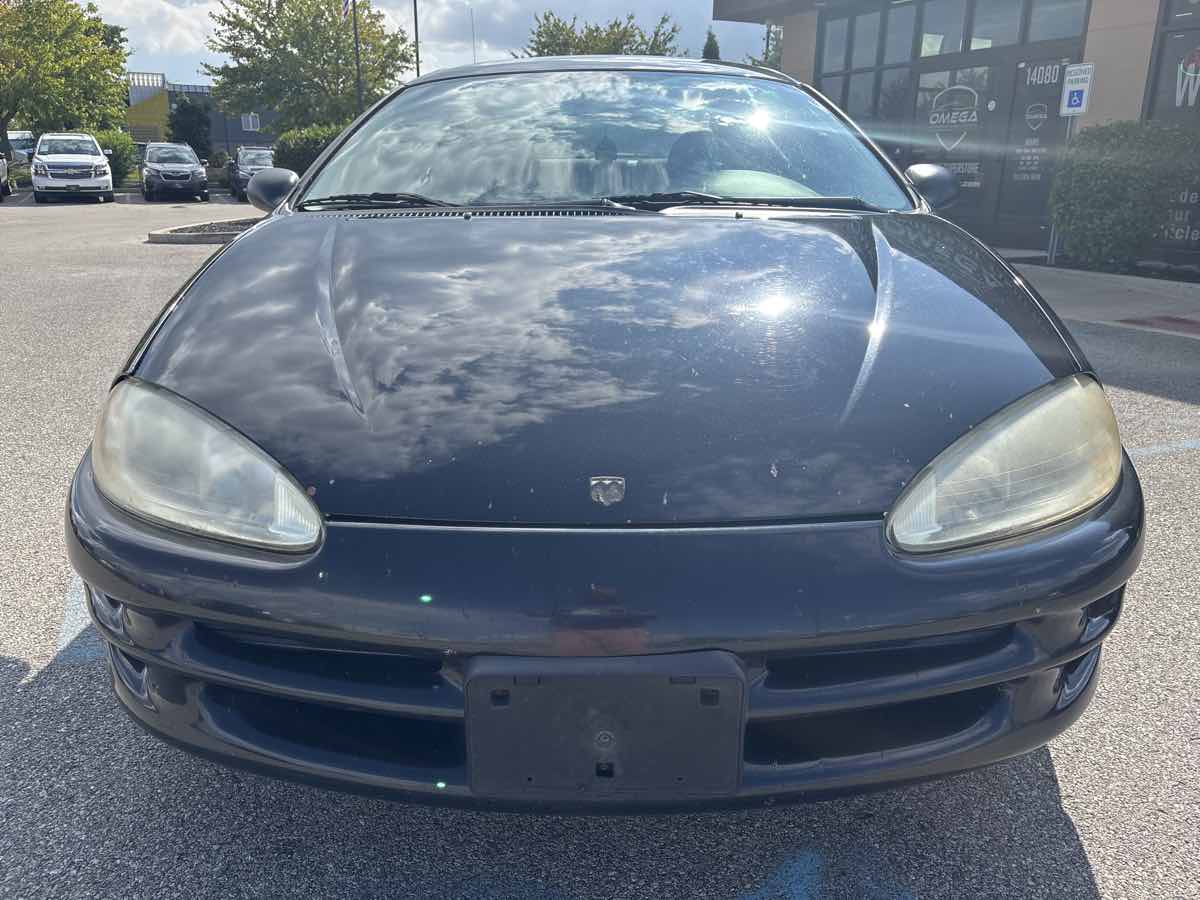 2004 Dodge Intrepid SE photo 2