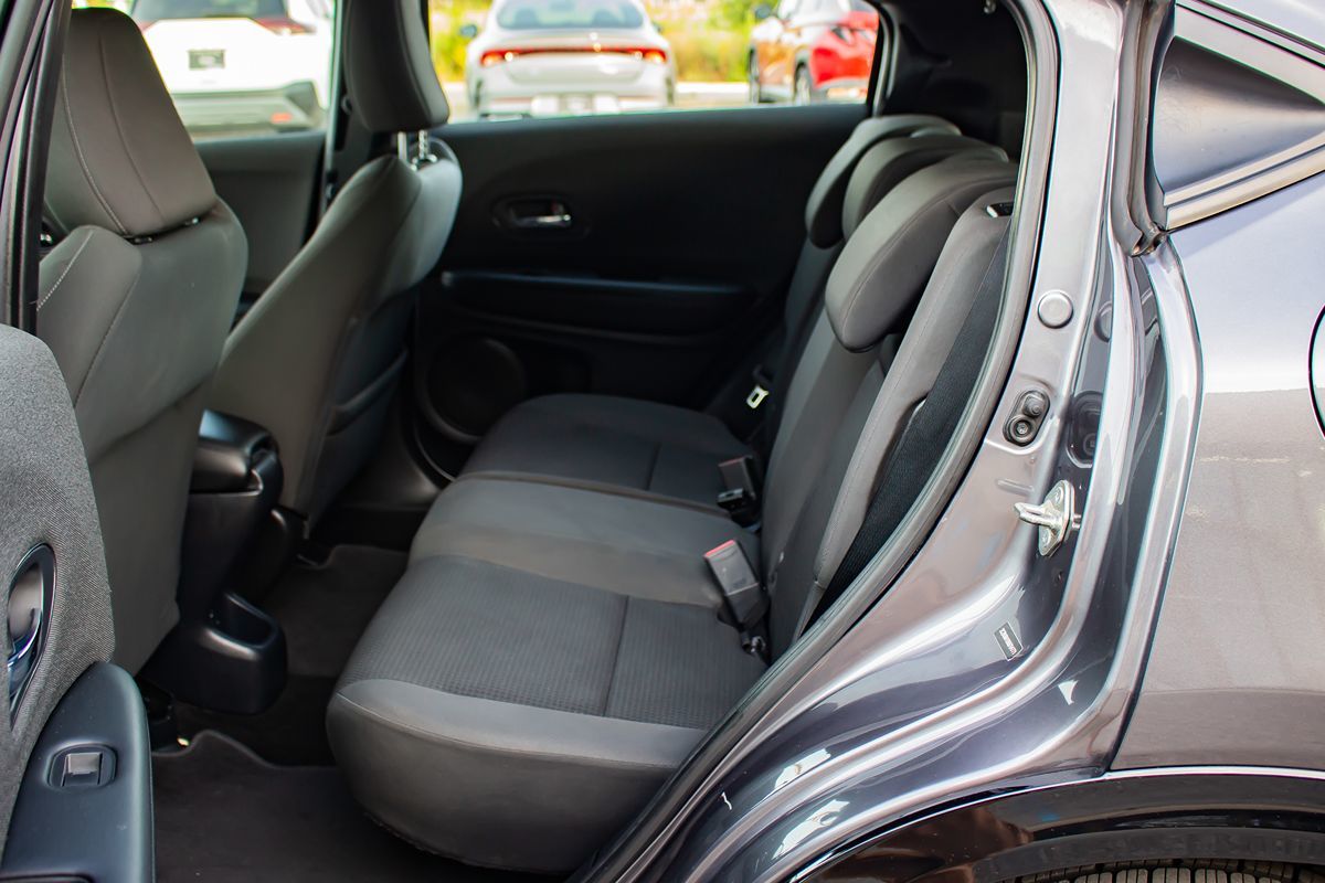 2019 Honda HR-V Sport photo 16
