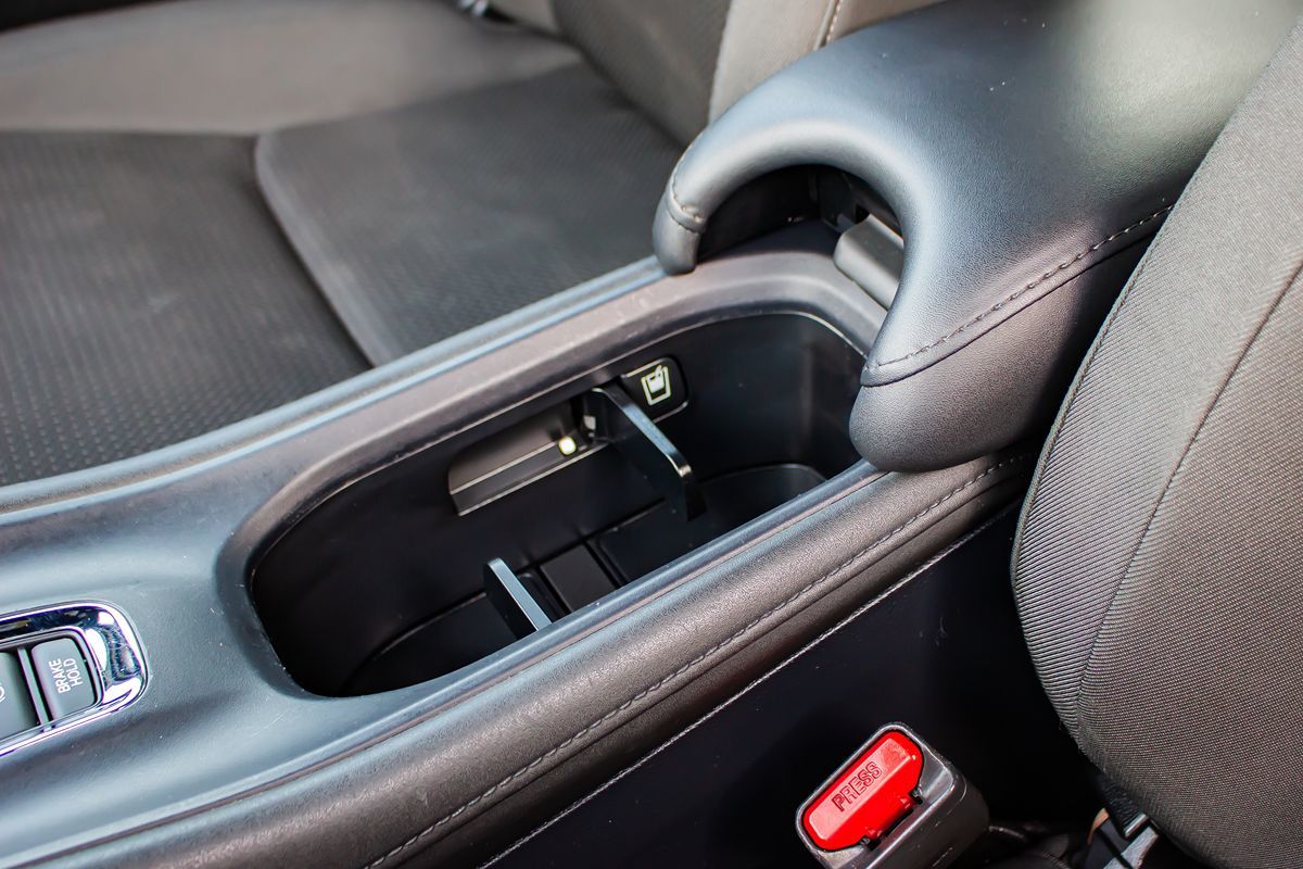 2019 Honda HR-V Sport photo 30