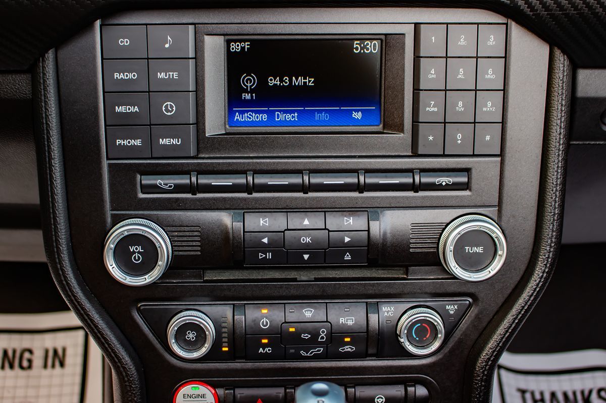 2015 Ford Mustang V6 Convertible photo 23