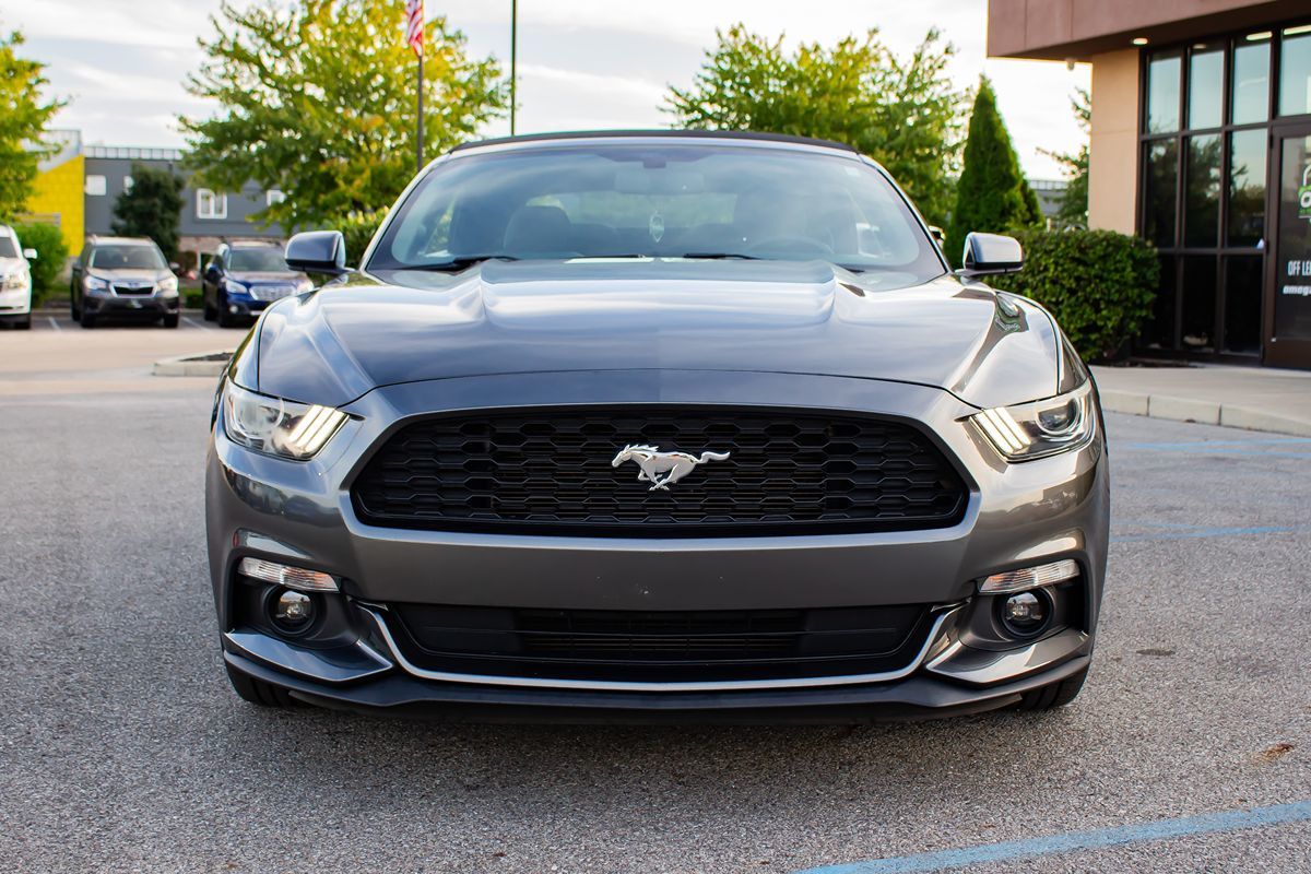 2015 Ford Mustang V6 Convertible photo 2