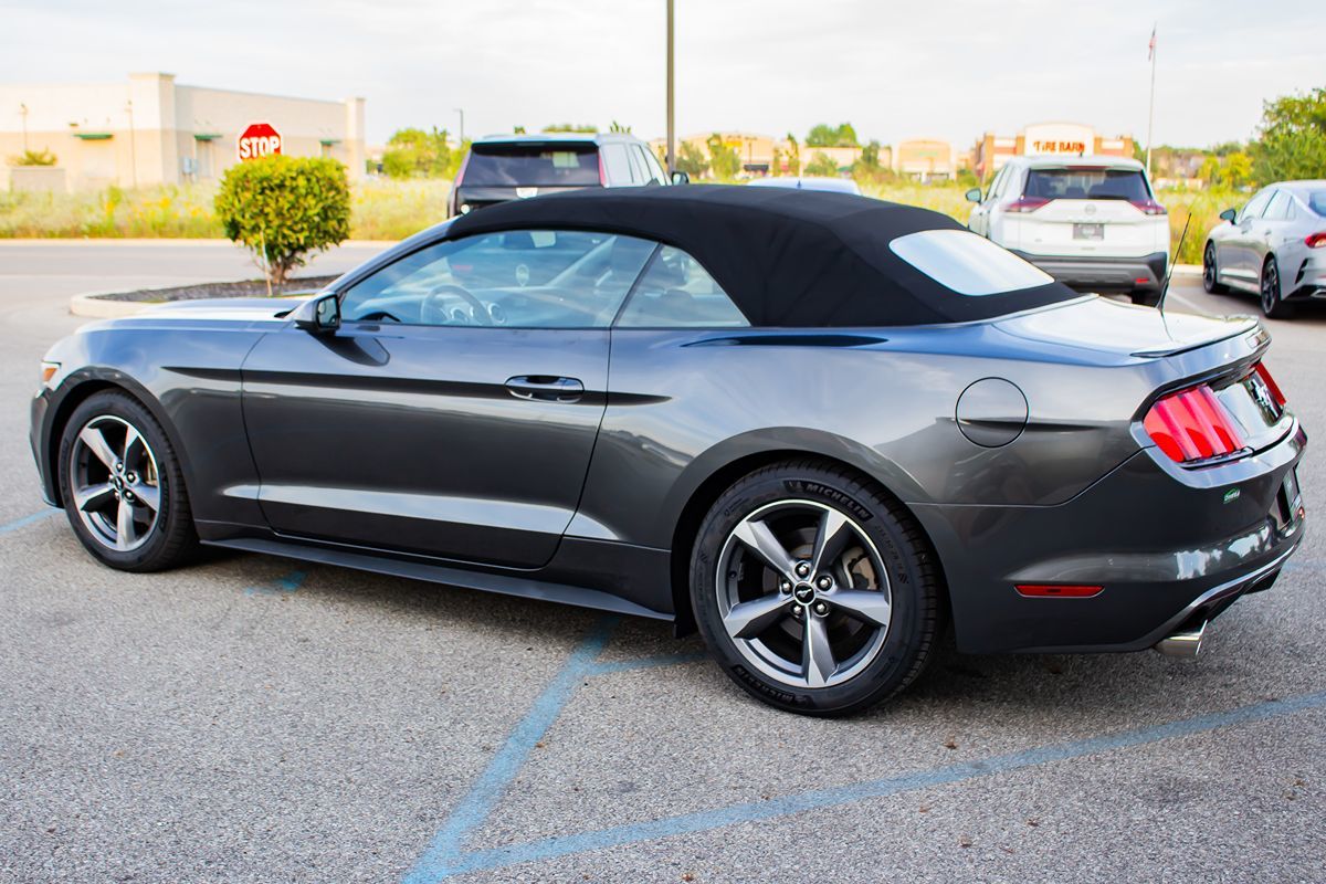 2015 Ford Mustang V6 Convertible photo 6