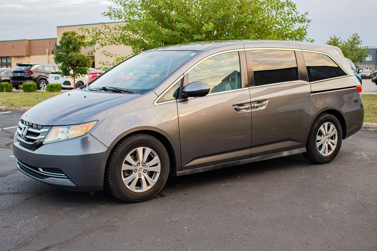 2016 Honda Odyssey EX-L photo 4