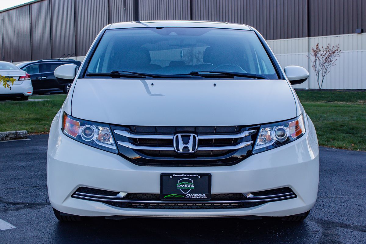 2015 Honda Odyssey EX-L photo 2