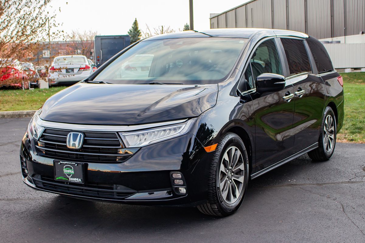 2021 Honda Odyssey EX-L photo 3