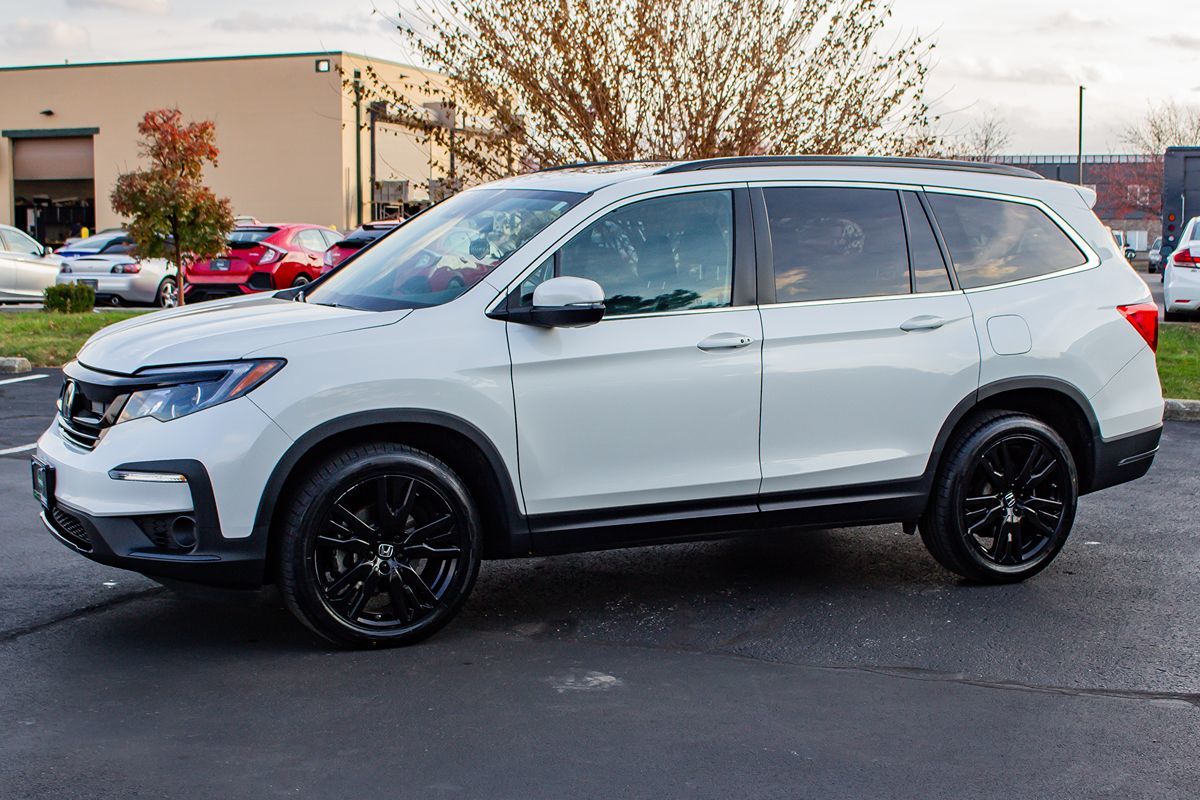 2022 Honda Pilot Special Edition photo 3