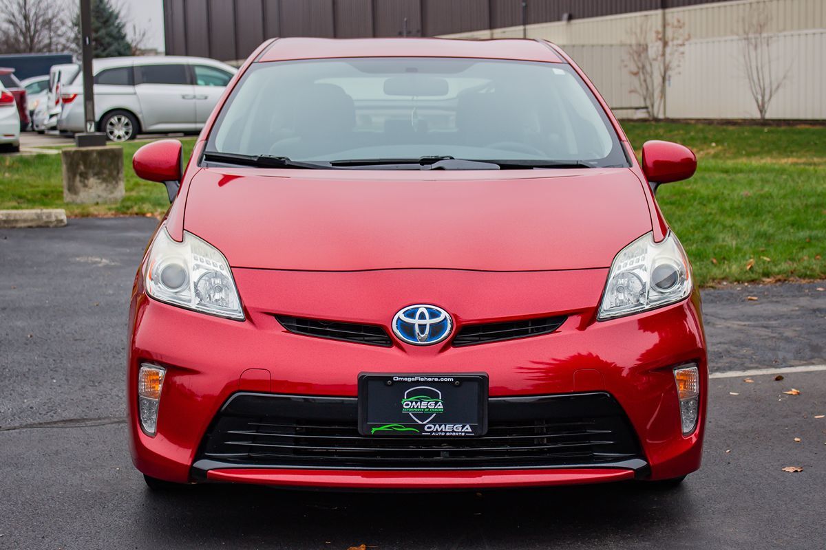 2015 Toyota Prius Two photo 2