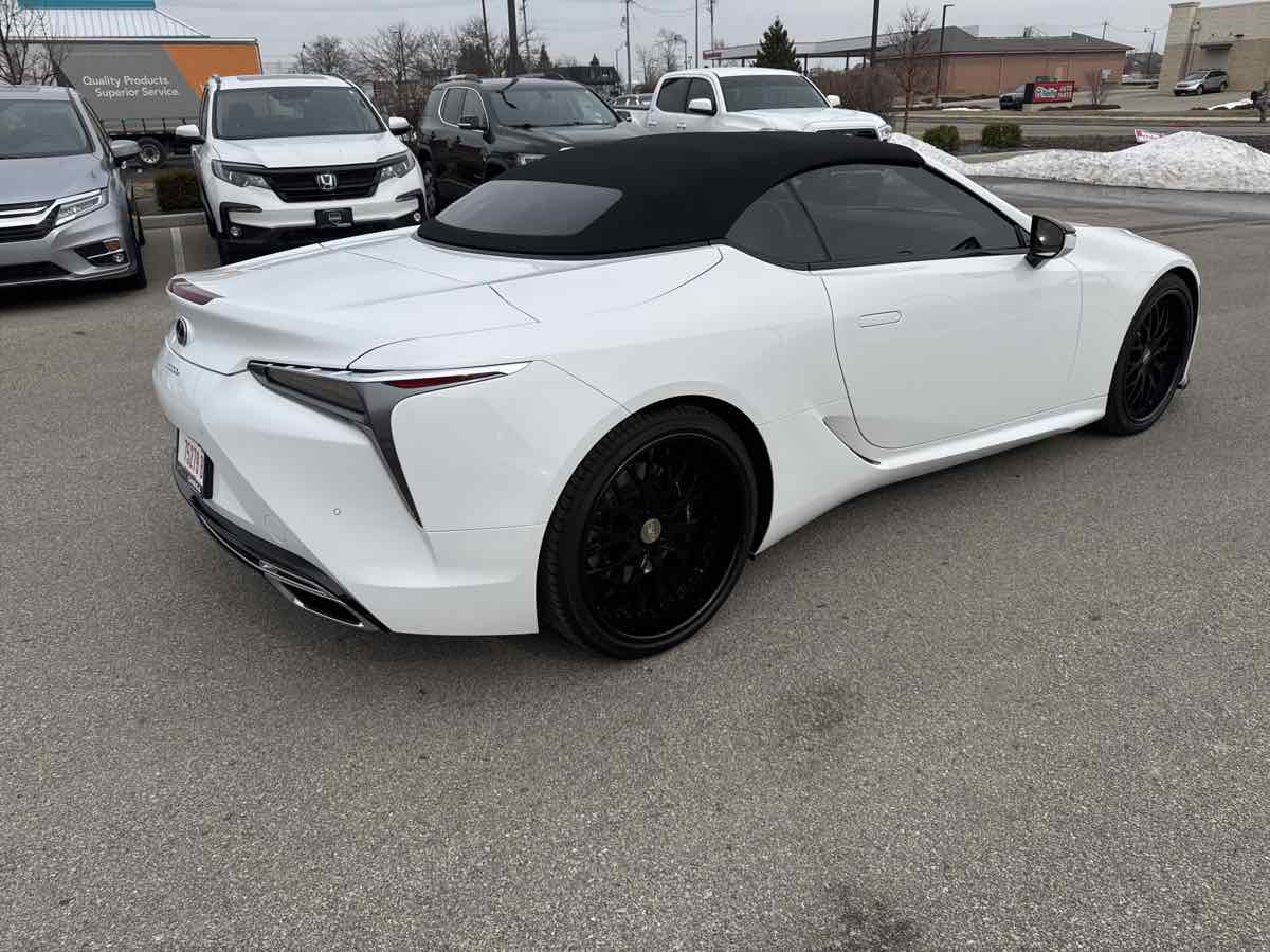 2021 Lexus LC 500 - Photo 4