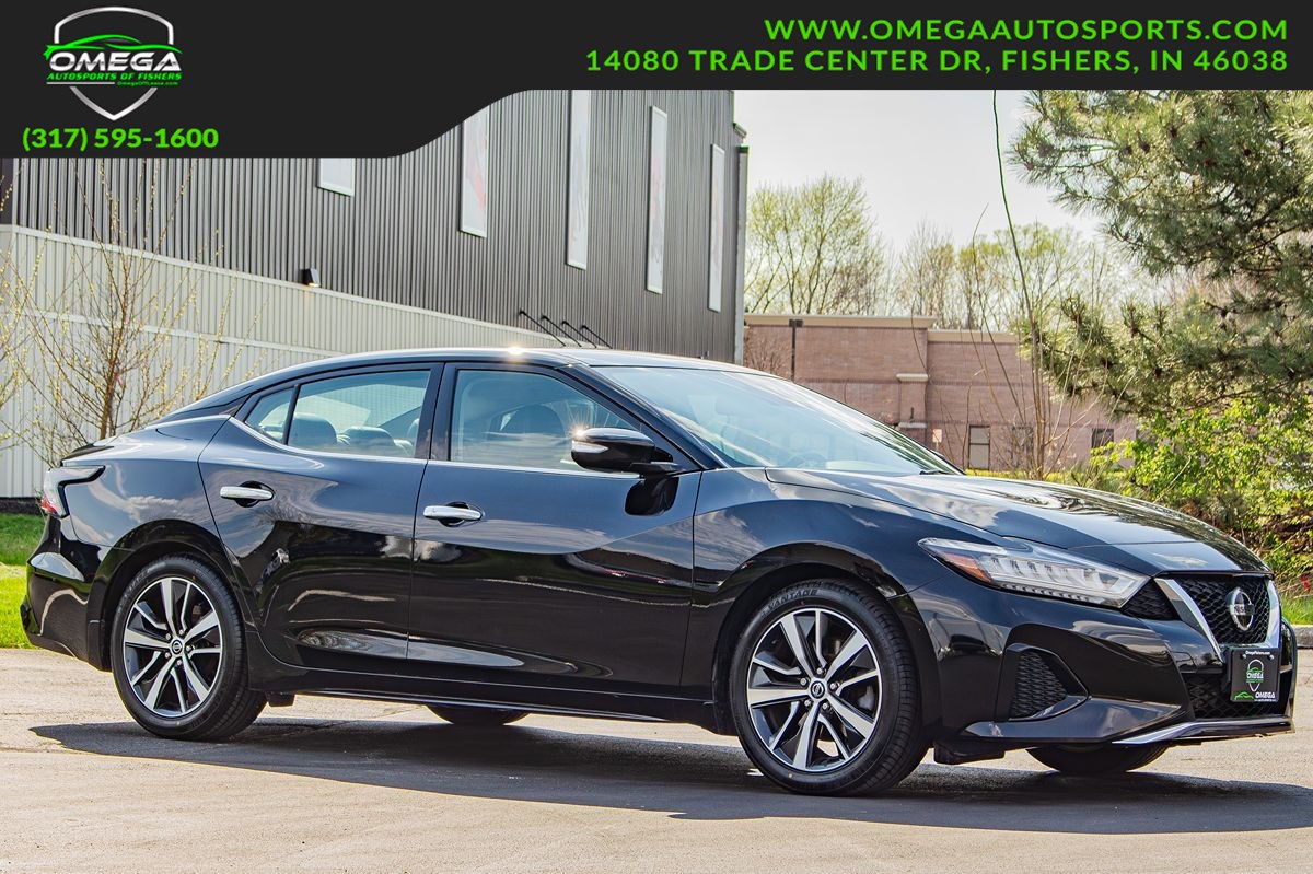 2020 Nissan Maxima SV's photo