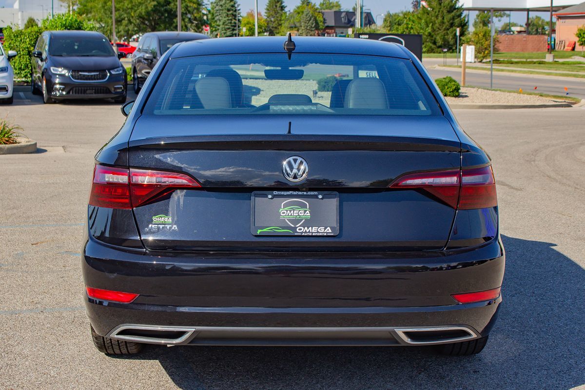 2020 Volkswagen Jetta R-Line - Photo 8