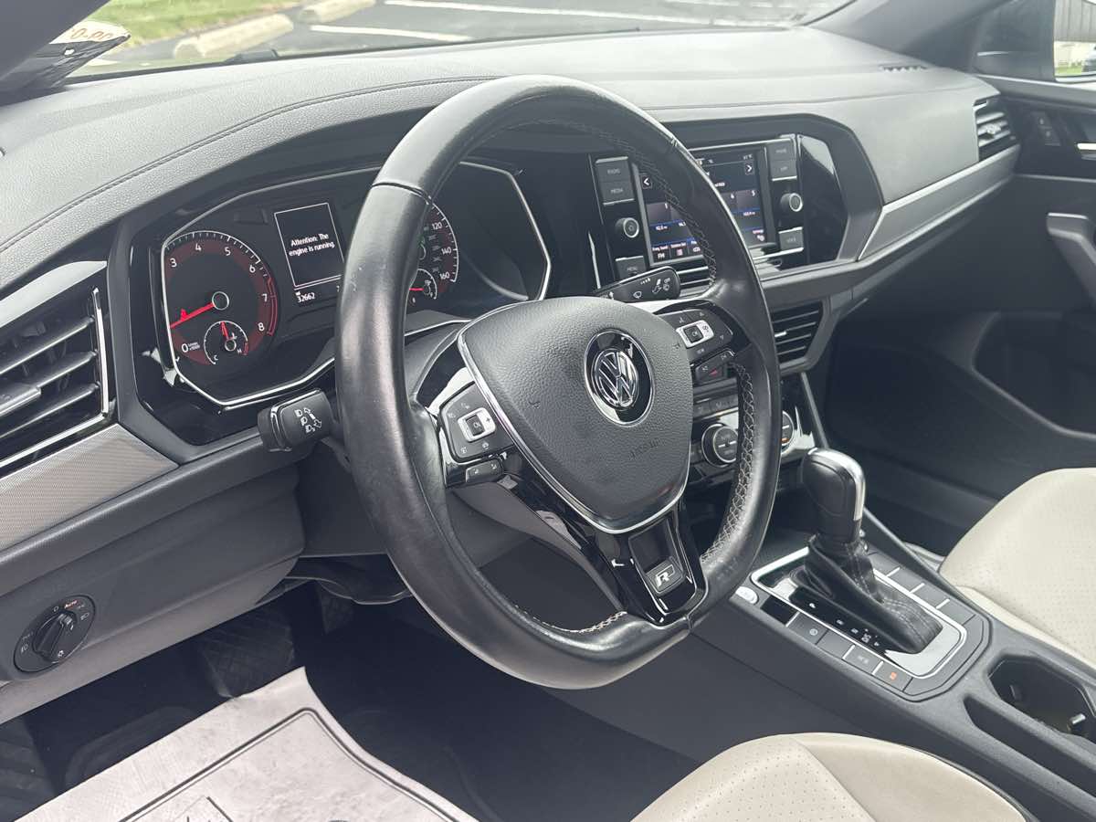 2020 Volkswagen Jetta R-Line - Photo 22