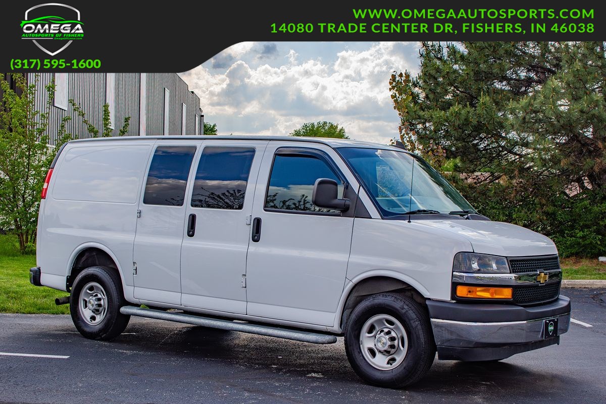 2022 Chevrolet Express 2500 Work Van HD's photo