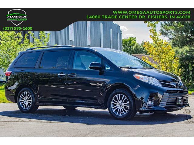 Midnight Black Metallic 2020 Toyota Sienna Minivan Front-Wheel Drive Automatic