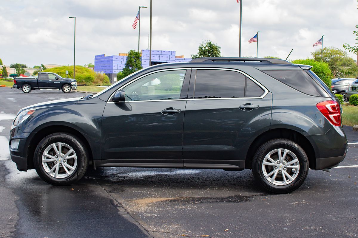 Photo 5 of this Chevrolet Equinox