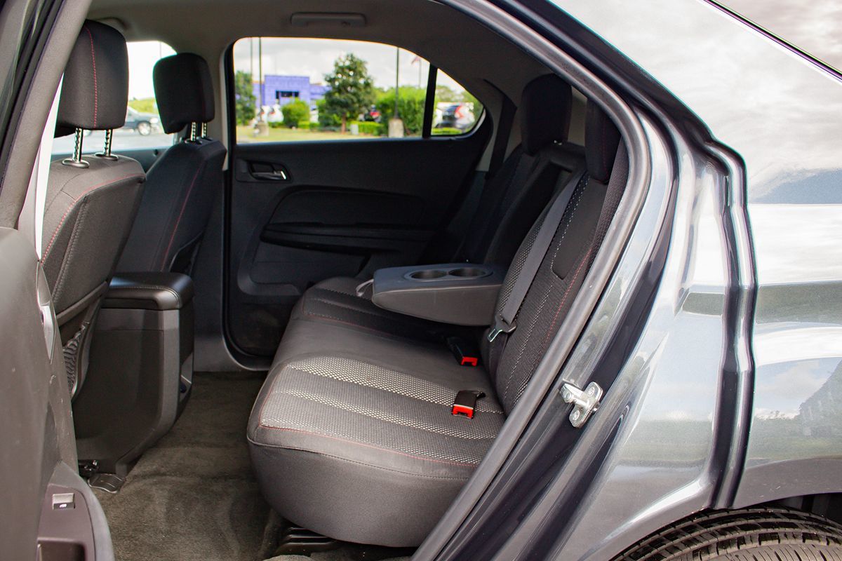 Photo 14 of this Chevrolet Equinox